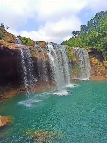 Krang Shuri Waterfalls